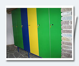 lockable ski boxes